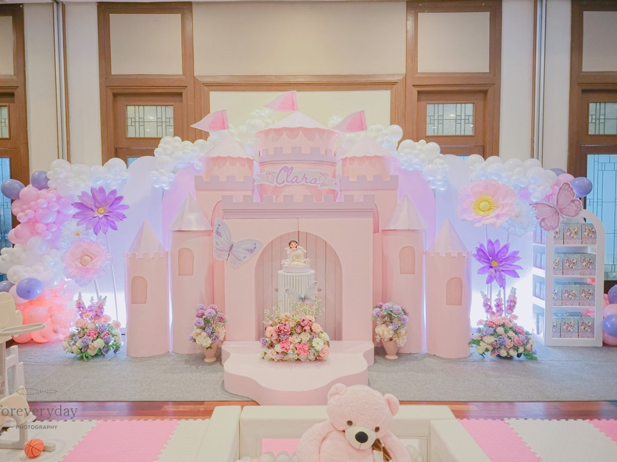 Clara’s “Once Upon A Time” 1st&nbsp;Birthday